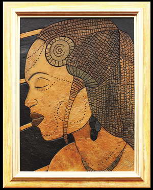 Африканка с косичками - картина из камня
